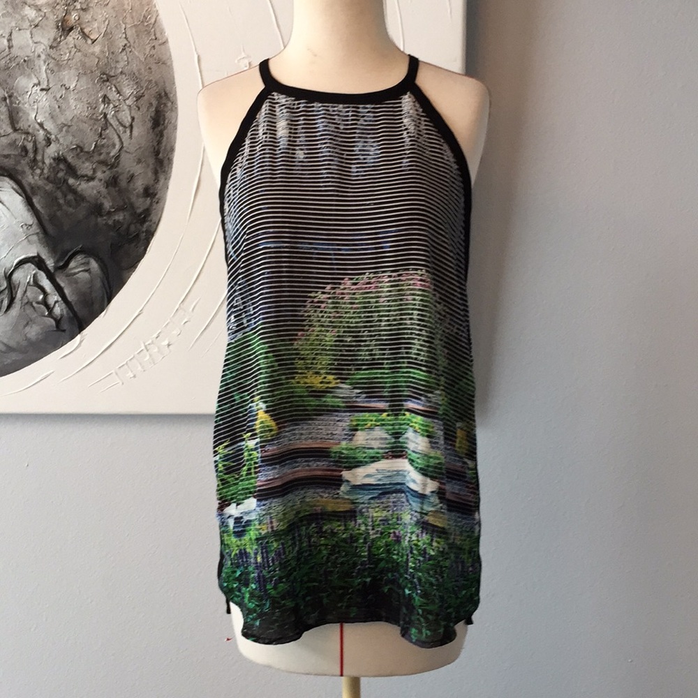 Forever21 Contemporary Oriental Top